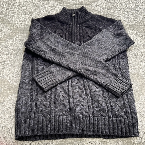 Men’s Quarter Zip Knot Sweater - Picture 2 of 4